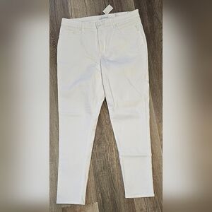 LOFT White Skinny Jeans New with Tags